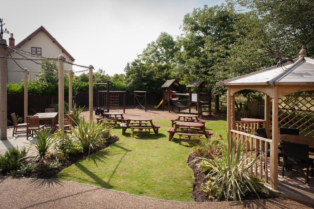 Meadow Farm Redditch By Marstons Inns المظهر الخارجي الصورة