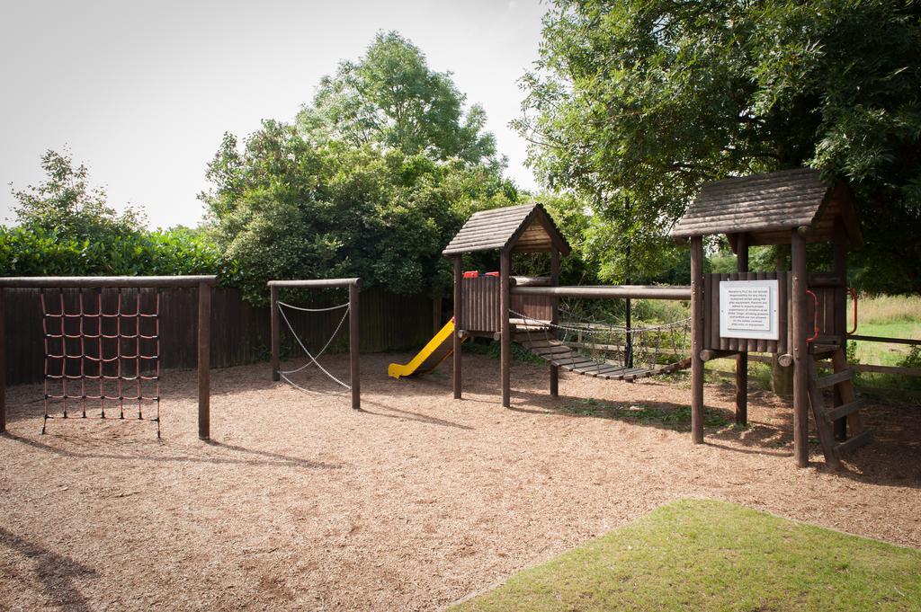 Meadow Farm Redditch By Marstons Inns المظهر الخارجي الصورة